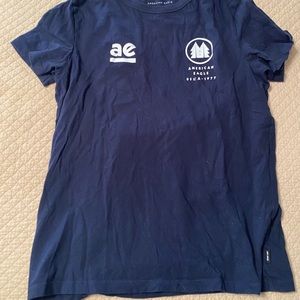 American Eagle short sleeved shirt